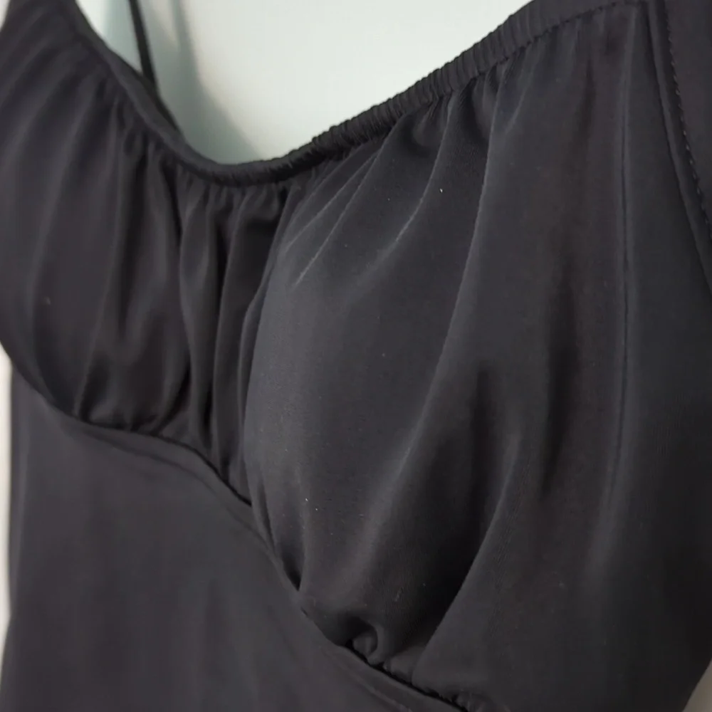 Caribbean Joe Size 10 Black Tankini Swim Suit Bikini Top